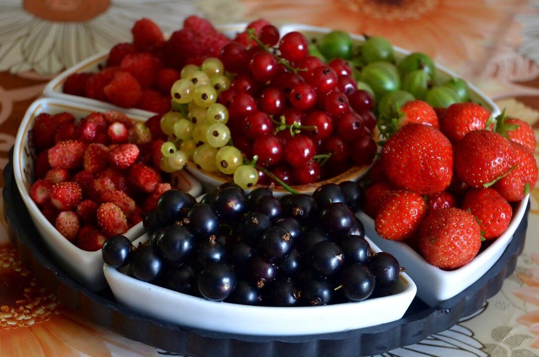sadje in jagode za povečanje moči